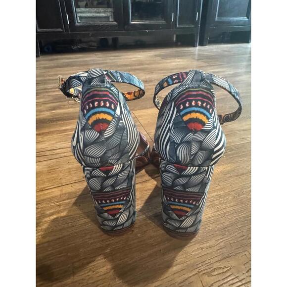 Gianni Bini Bronlynn Boho Colorful Block Heels Shoes Sz 10 - Picture 3 of 4